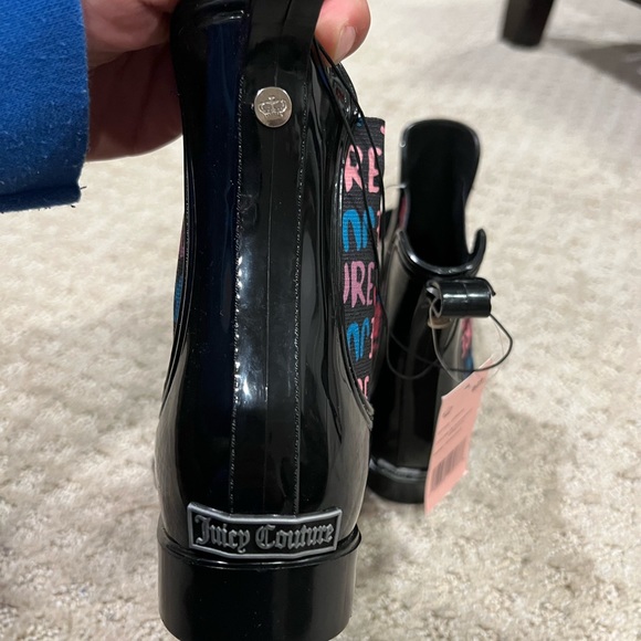 New JUICY COUTURE Romance Black Heart Graffiti MultiColor Rain Boots - Picture 13 of 16